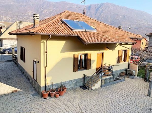 casa indipendente in vendita a Villar Focchiardo