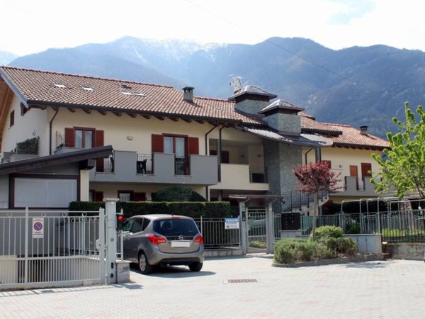 appartamento in vendita a Villar Focchiardo