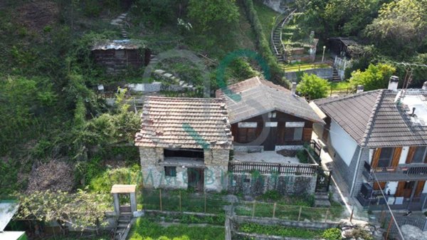 casa indipendente in vendita a Villar Focchiardo
