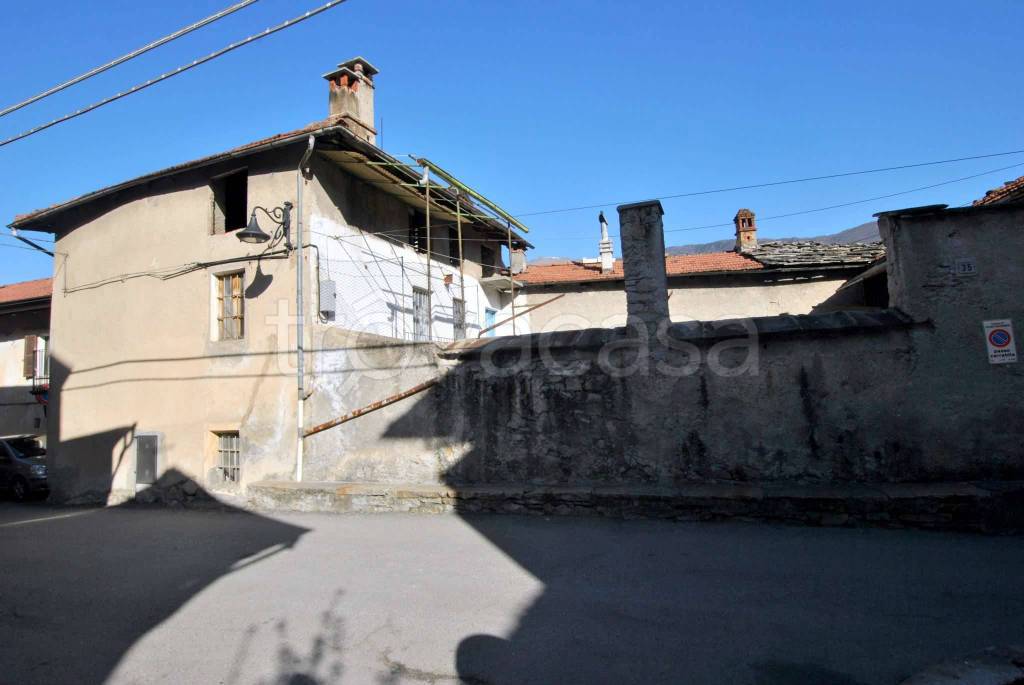 casa indipendente in vendita a Villar Focchiardo