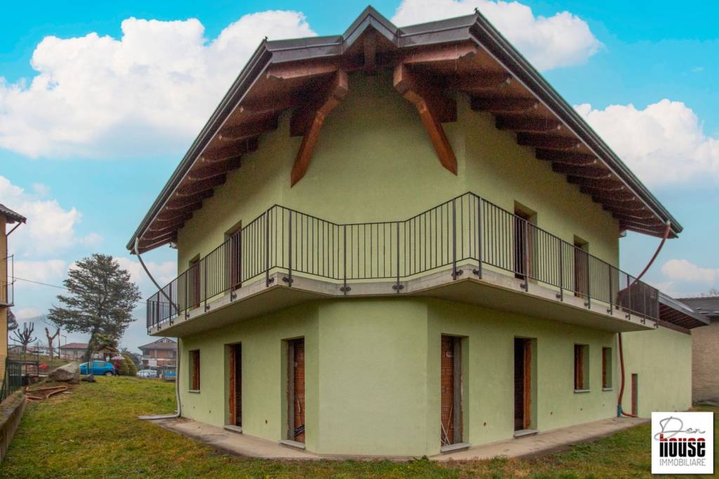 casa indipendente in vendita a Villar Focchiardo