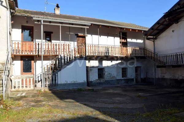 appartamento in vendita a Villar Focchiardo