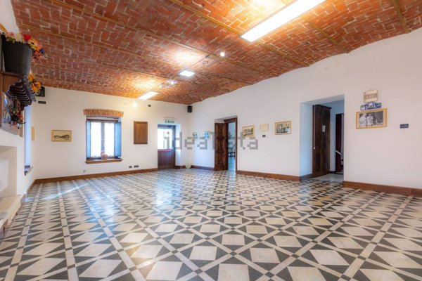 negozio in vendita a Villar Focchiardo