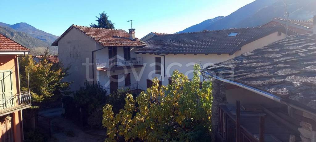 casa indipendente in vendita a Villar Focchiardo