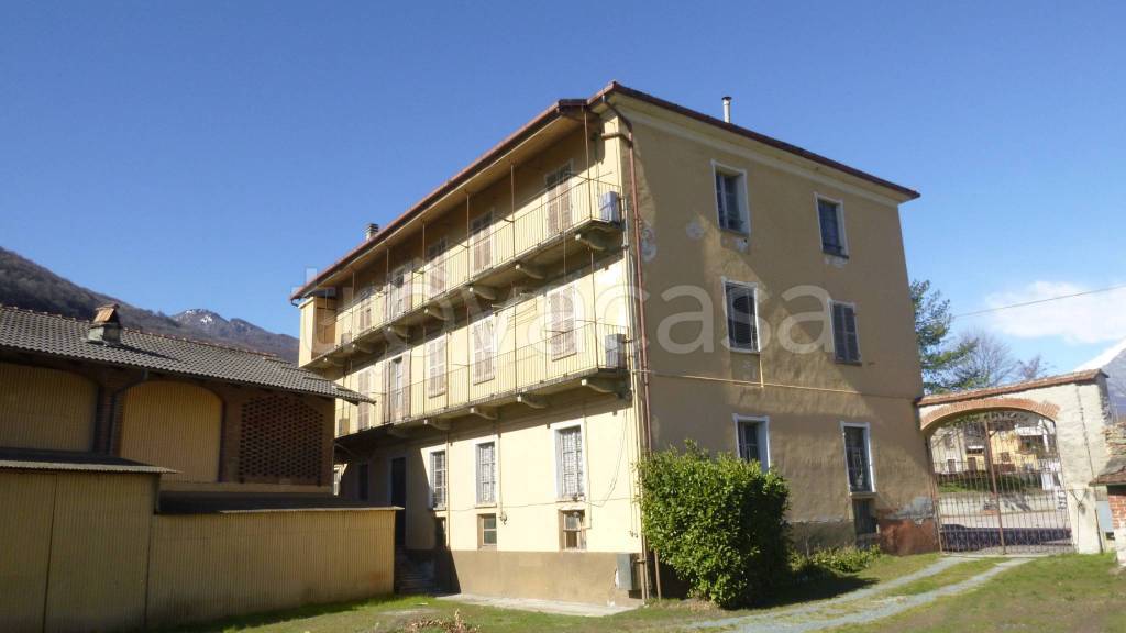 casa indipendente in vendita a Villar Focchiardo