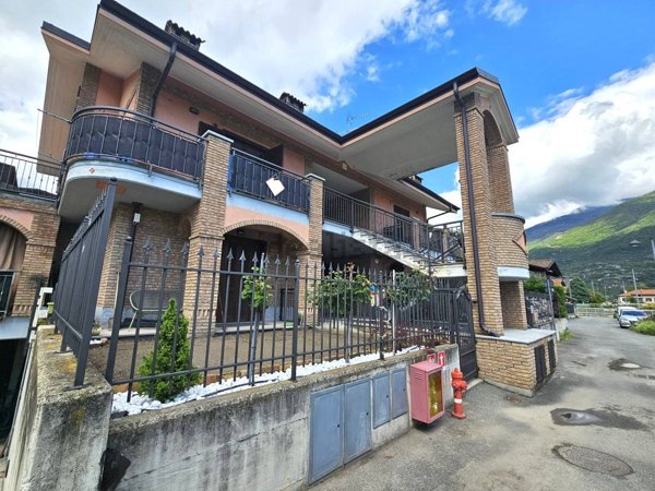 appartamento in vendita a Villar Focchiardo