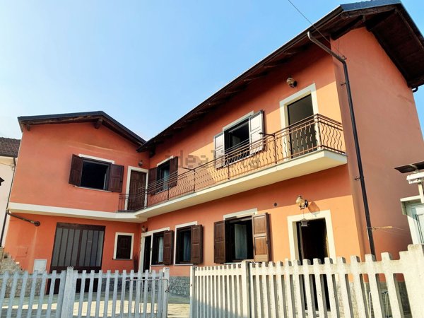 casa indipendente in vendita a Villar Focchiardo