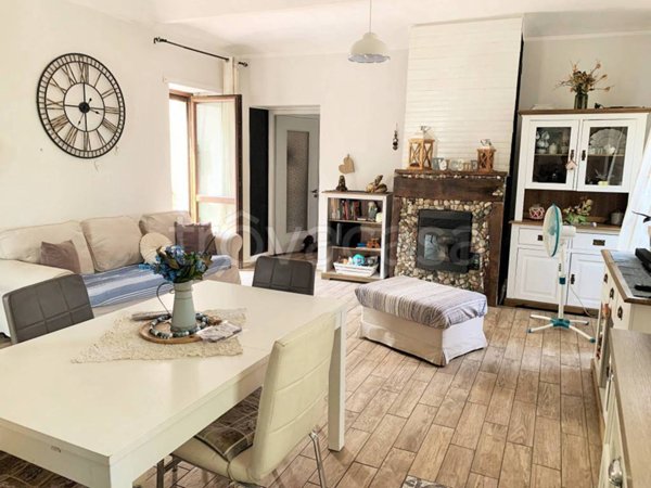 casa indipendente in vendita a Villar Focchiardo