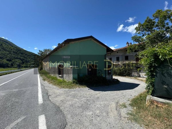 casa indipendente in vendita a Villar Focchiardo