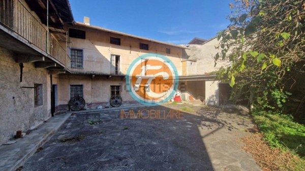 casa indipendente in vendita a Villar Focchiardo