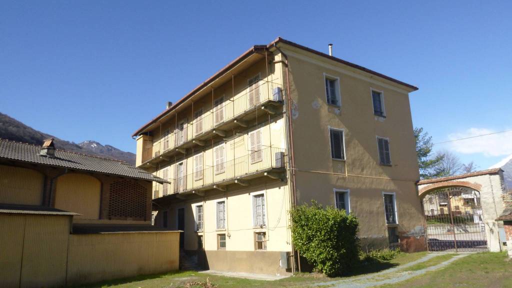 casa indipendente in vendita a Villar Focchiardo