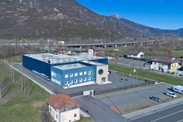 locale commerciale in vendita a Villar Focchiardo