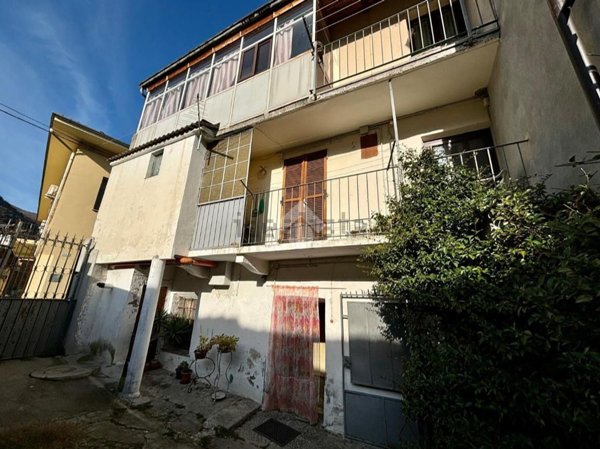 casa semindipendente in vendita a Villar Focchiardo