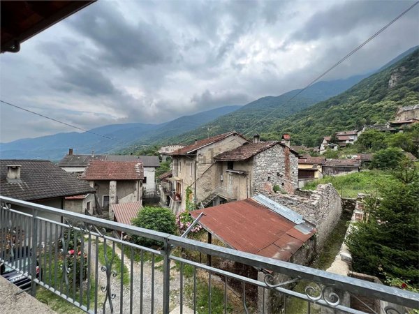 casa indipendente in vendita a Villar Focchiardo