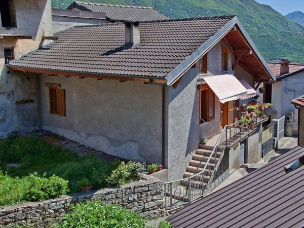 casa indipendente in vendita a Villar Focchiardo