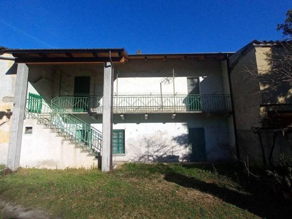 casa indipendente in vendita a Villar Focchiardo