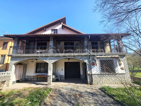casa indipendente in vendita a Villar Focchiardo