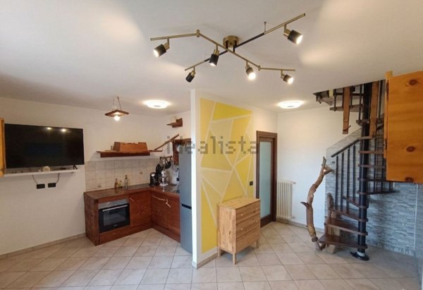 appartamento in vendita a Villar Focchiardo