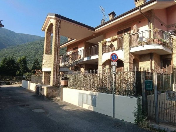 appartamento in vendita a Villar Focchiardo