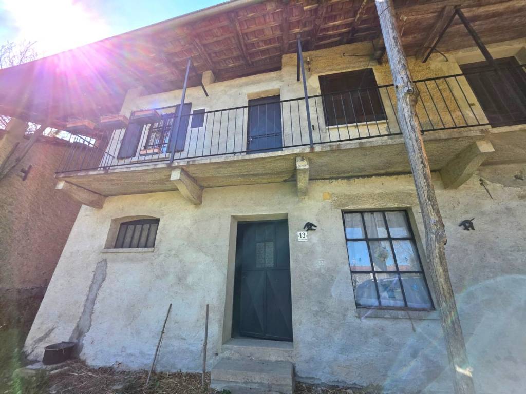 casa indipendente in vendita a Villar Focchiardo