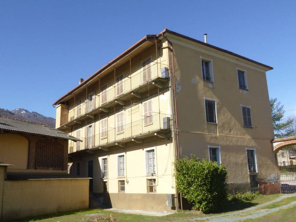 casa indipendente in vendita a Villar Focchiardo