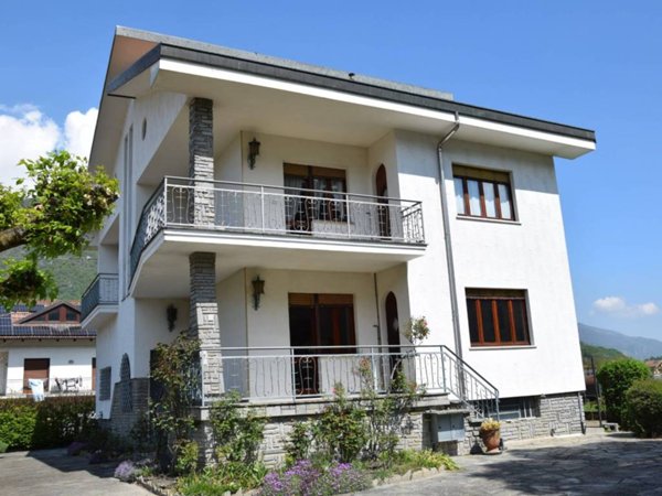casa indipendente in vendita a Villar Focchiardo