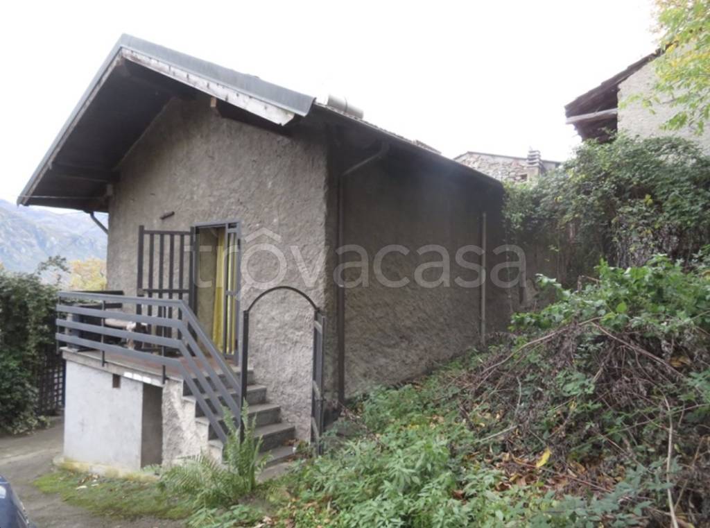 casa indipendente in vendita a Villar Focchiardo
