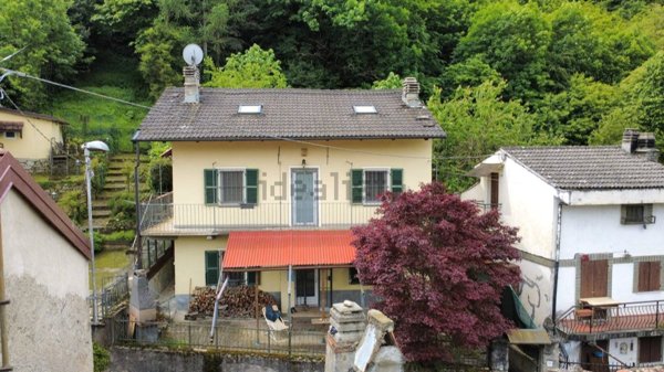 casa indipendente in vendita a Villar Focchiardo