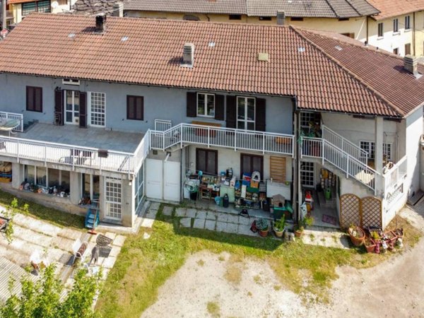 appartamento in vendita a Villar Focchiardo
