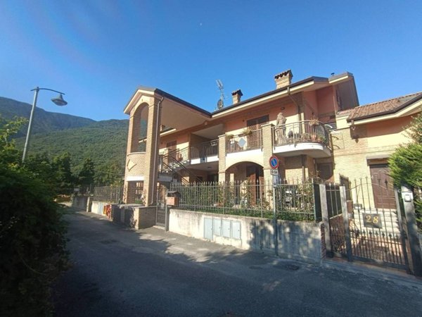 appartamento in vendita a Villar Focchiardo
