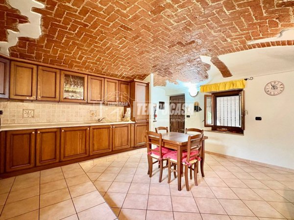 casa indipendente in vendita a Villar Focchiardo