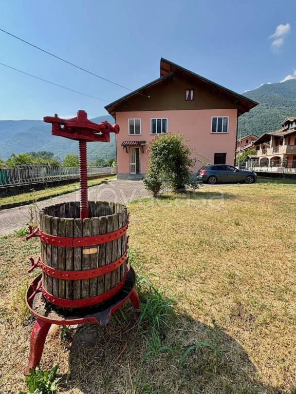 casa indipendente in vendita a Villar Focchiardo