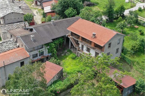 casale in vendita a Villar Pellice