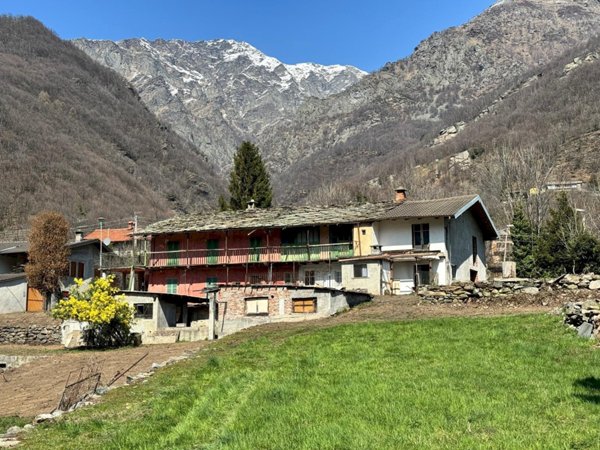appartamento in vendita a Villar Pellice