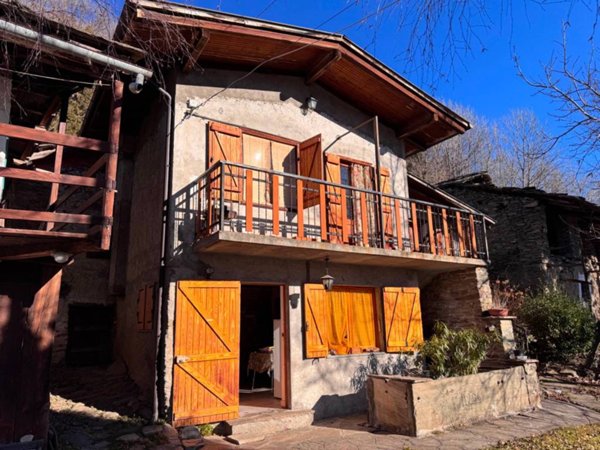 casa indipendente in vendita a Villar Pellice