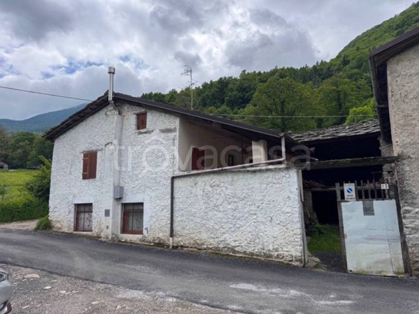 casa indipendente in vendita a Villar Pellice