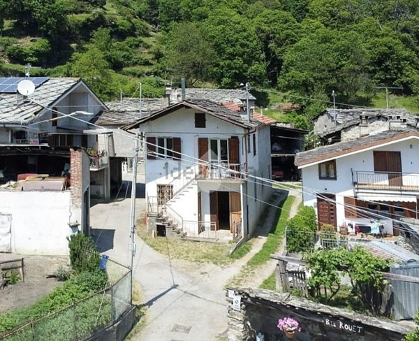 casa indipendente in vendita a Villar Pellice