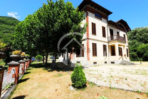 appartamento in vendita a Villar Pellice