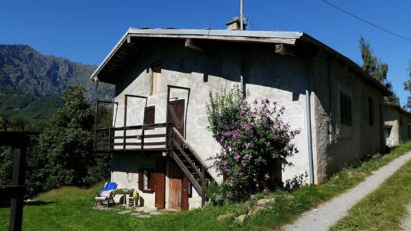 appartamento in vendita a Villar Pellice
