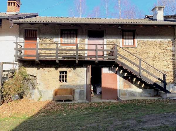 casa semindipendente in vendita a Villar Perosa in zona Miandassa