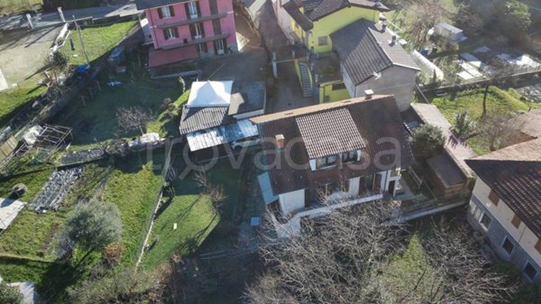 casa indipendente in vendita a Villar Perosa