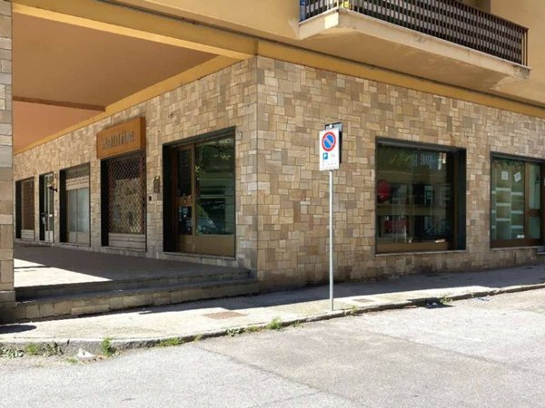 negozio in vendita a Villar Perosa