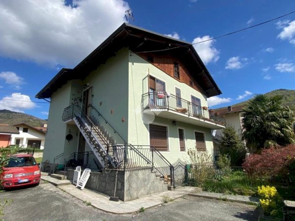 casa indipendente in vendita a Villar Perosa