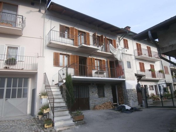 casa indipendente in vendita a Villar Perosa