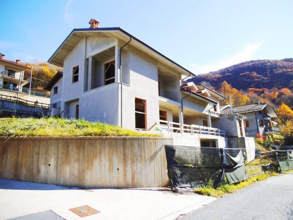 casa indipendente in vendita a Villar Perosa