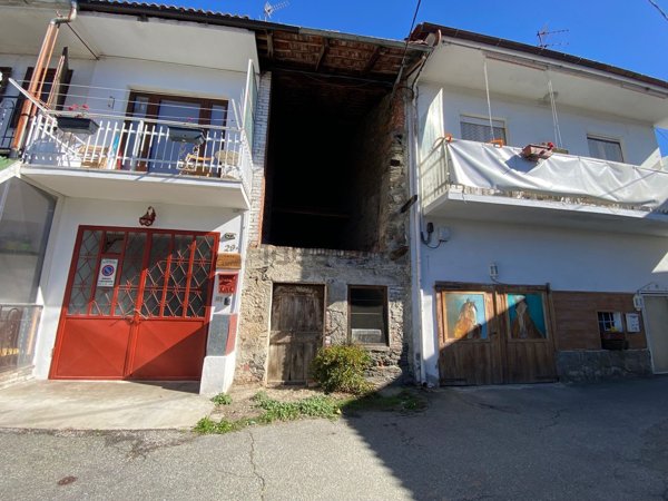 locale di sgombero in vendita a Villar Perosa