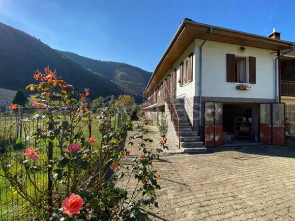 casa indipendente in vendita a Villar Perosa