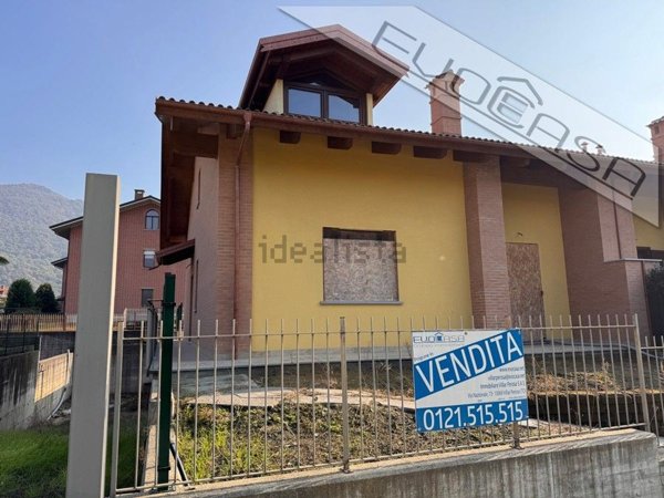 casa indipendente in vendita a Villar Perosa
