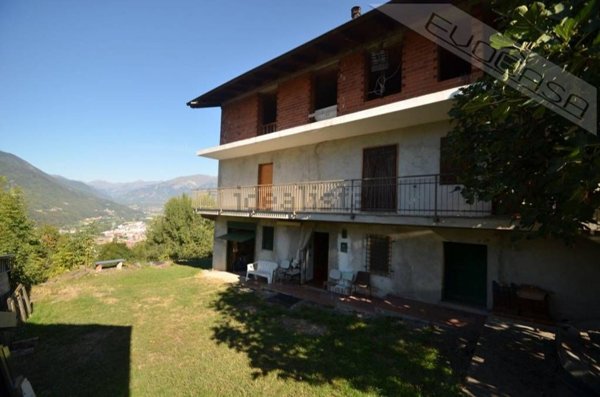 casa indipendente in vendita a Villar Perosa