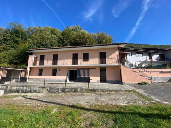 casa indipendente in vendita a Villar Perosa